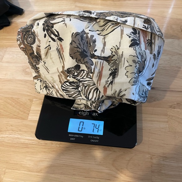 Banana Republic Vintage Safari & Travel Short Sleeve Button Shirt Animal Medium - Picture 4 of 4